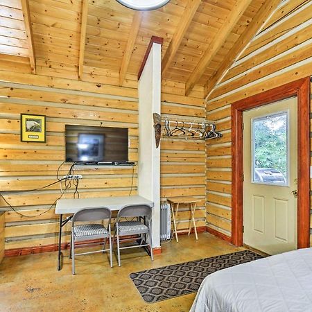 Apartamento Creekside Seward Cabin With Bbq Fire Pit On 3 Acres! Exterior foto